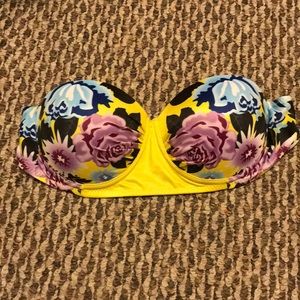 ADORABLE BANDEAU TOP!